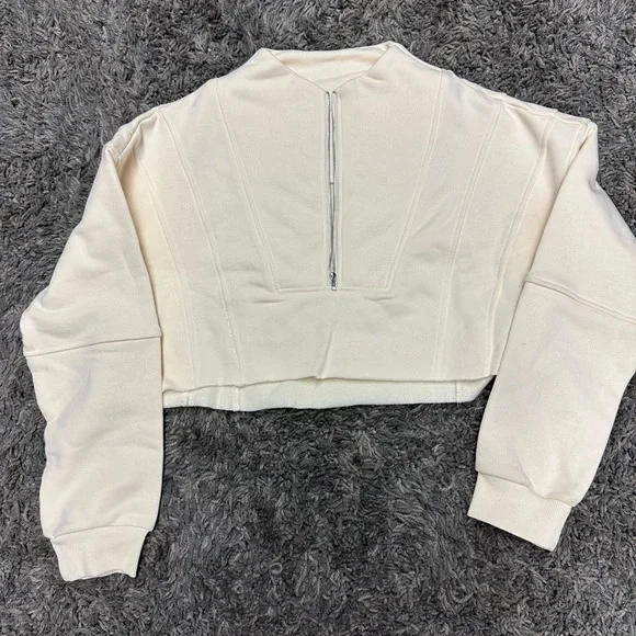 Cream Cropped Zip-Up Sweatshirt <<<<60>>>> - Picture 2 of 7